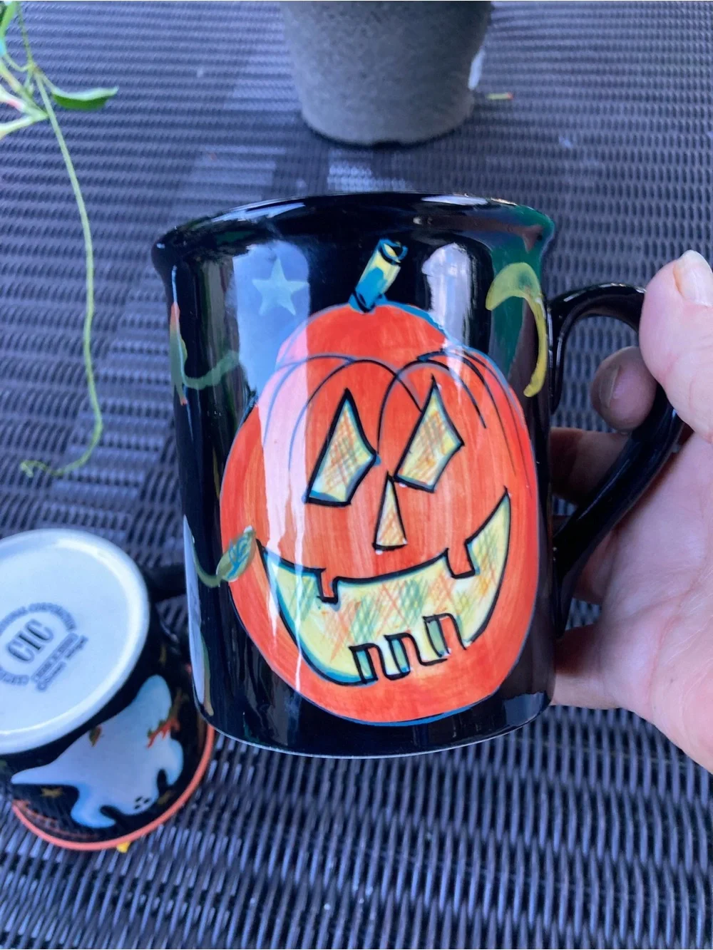 Susan Winget set of 2 Halloween mugs